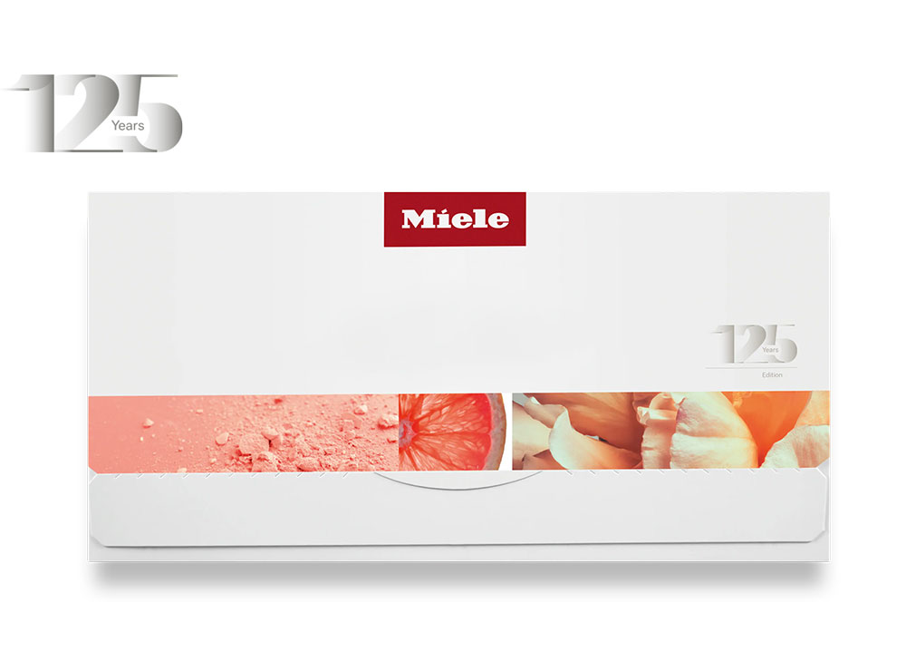 Набор ароматизаторов Edition125 FA J 371 L 3 шт. Miele в официальном магазине Miele в Воронеже, доставка в пределах Воронежа и России. Артикул 12518310. Лучшие цены, самый большой каталог в России, техника в наличии, быстрая доставка. Набор ароматизаторов Edition125 FA J 371 L 3 шт. Miele купить в Воронеже | Всегда в наличии! | Артикул 12518310 | Официальный сайт